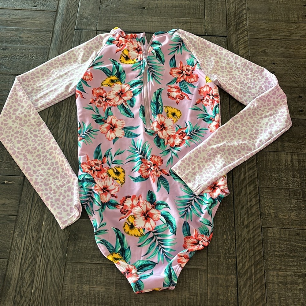 ONE PIECE RASHGUARD SWIMSUIT XL EXC COND - Picture 3 of 4